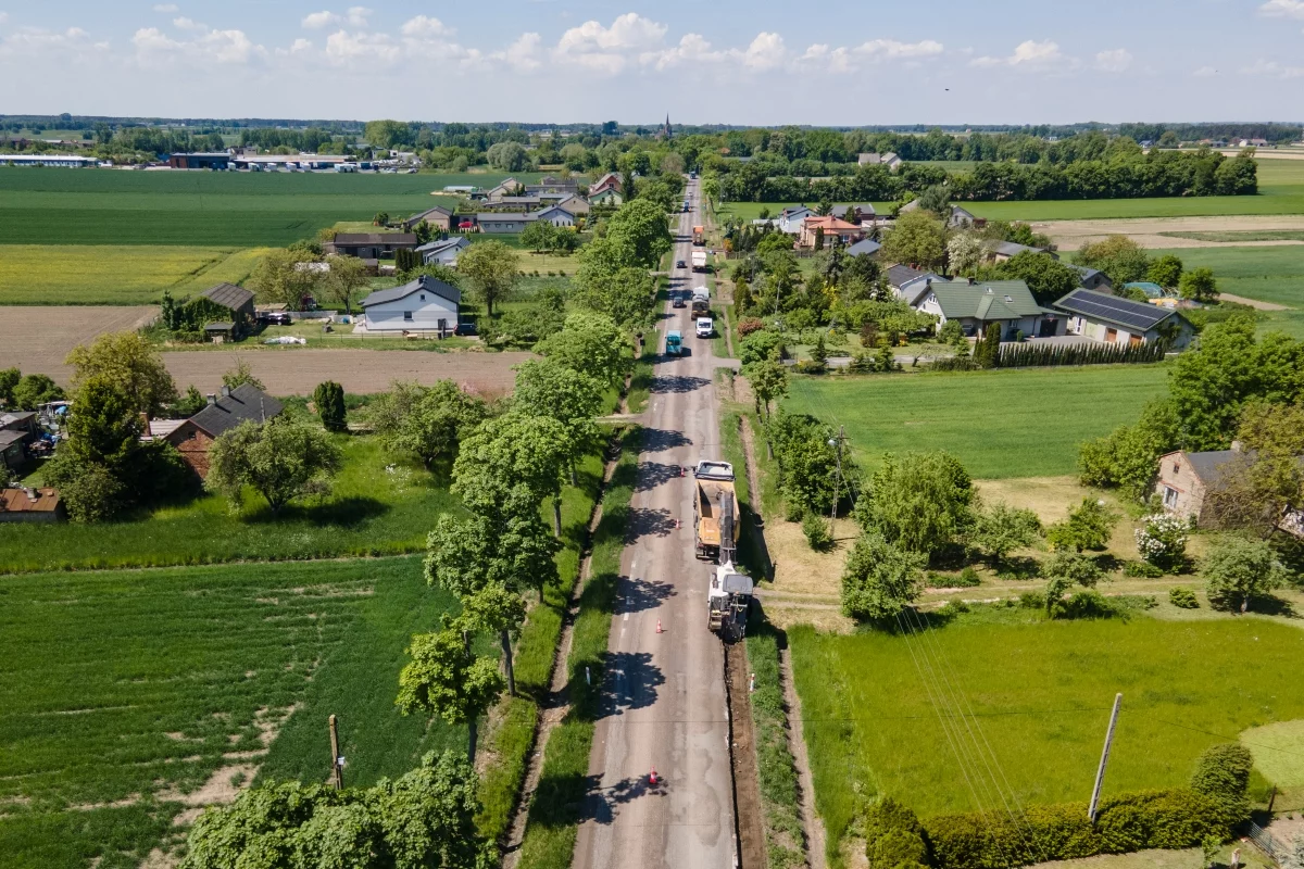 Alternatywna trasa dla A2 w Łódzkiem w remoncie. Niedługo pojawi się tu nowy asfalt