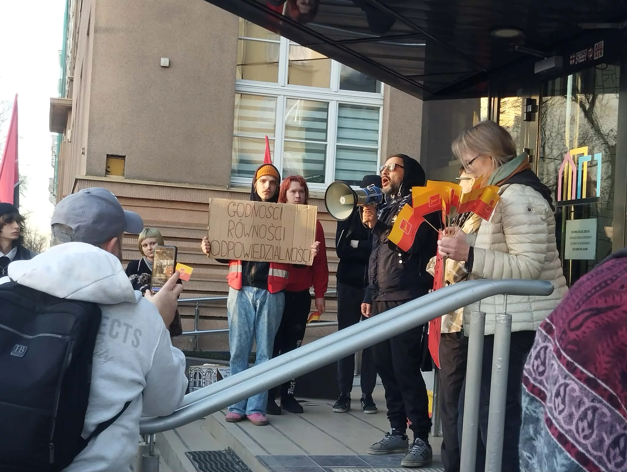 Dwa tysiące złotych miesięcznie za prąd. Lokatorzy gorzko o ogrzewaniu elektrycznym