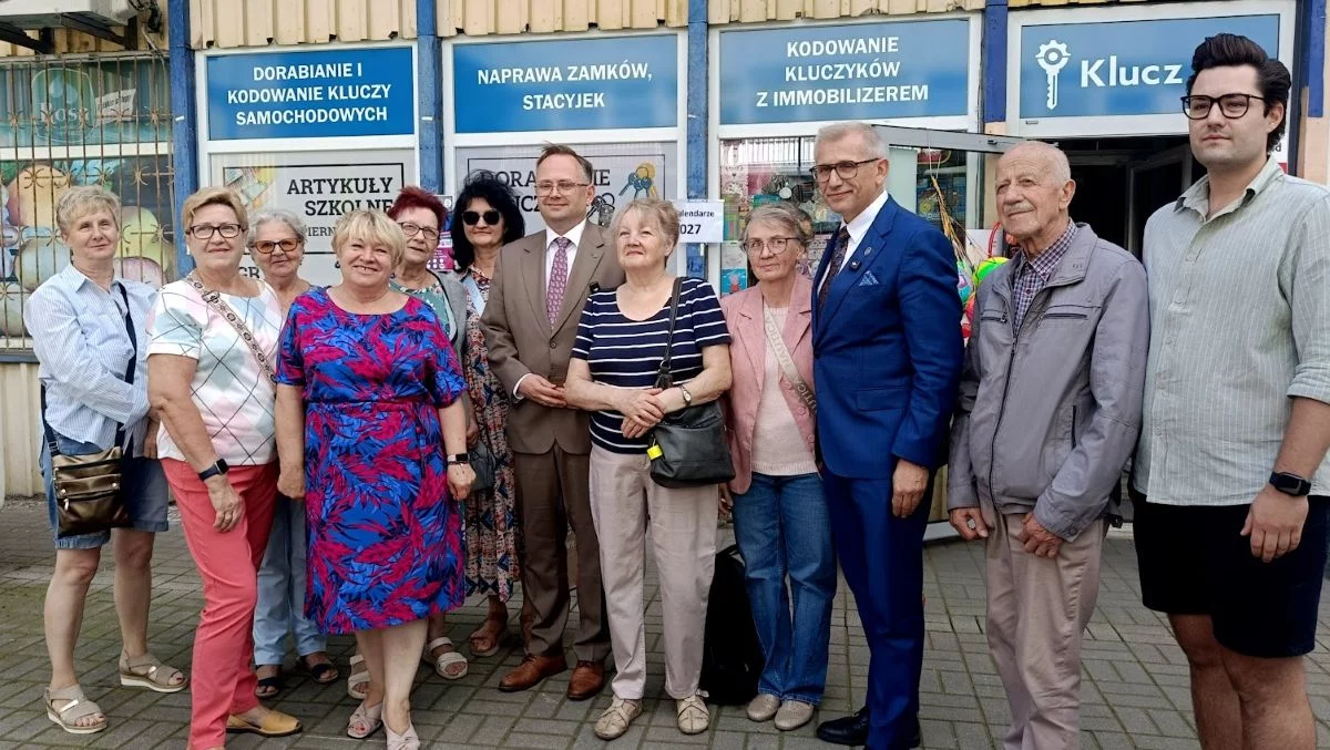 Seniorzy z Bałut mogą stracić swój klub. Czynsz ma być 360 razy wyższy. Do akcji wkracza senator