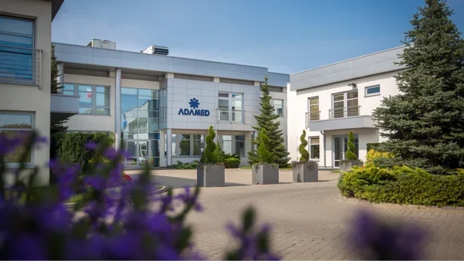 Wielka inwestycja znanej firmy. Nowa fabryka ruszy z produkcją leków