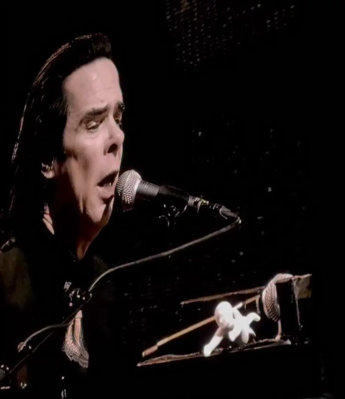 Nick Cave wspiera łódzką fundację. Niezwykły gest artysty podczas koncertu w Gdyni