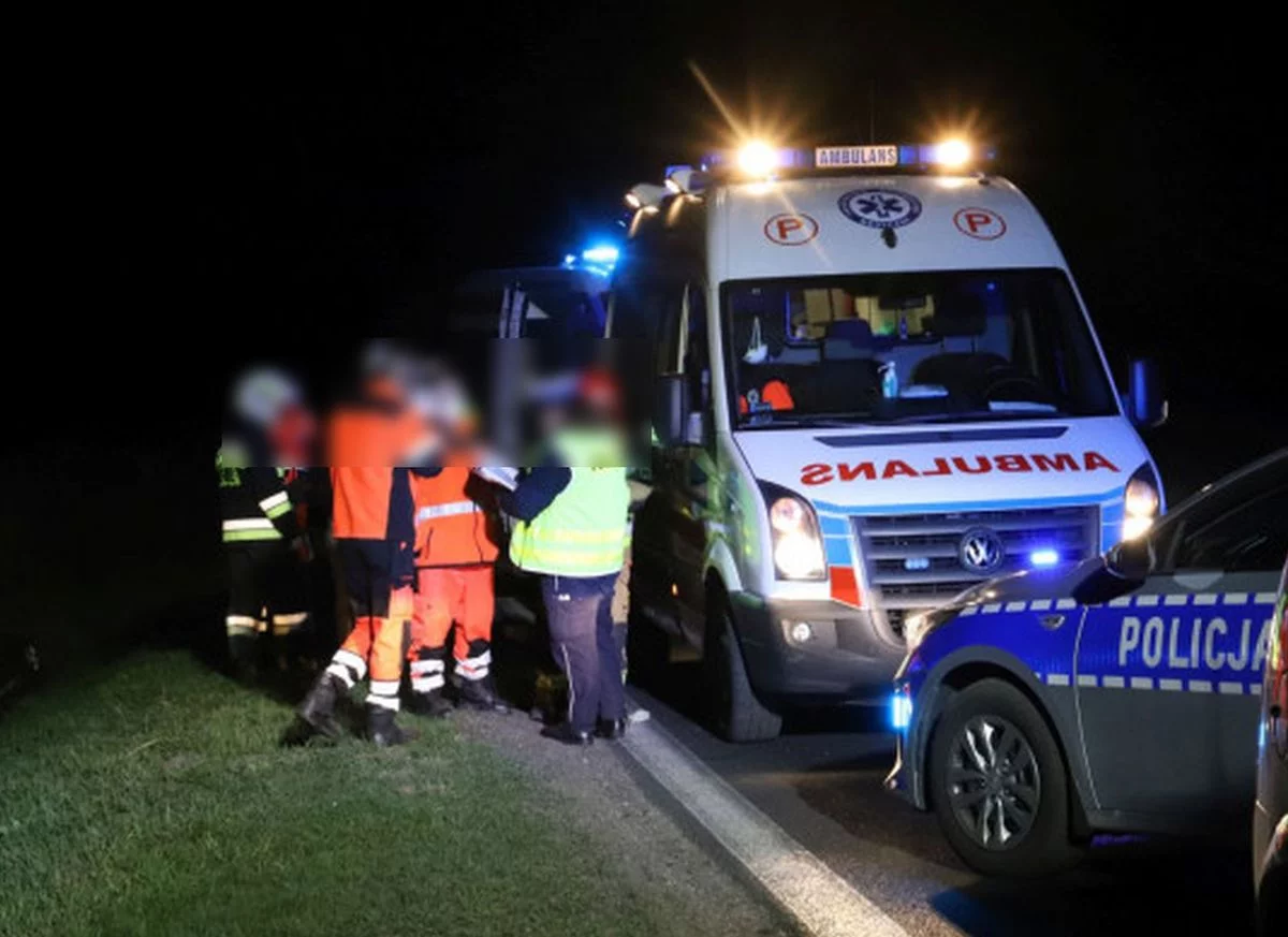 Tragiczny wypadek w woj. łódzkim. Nie żyje pasażer jednego z samochodów