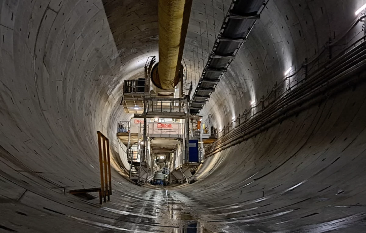 Łódzki tunel w martwym punkcie. Za to... można go zwiedzić. Nietypowa aukcja WOŚP