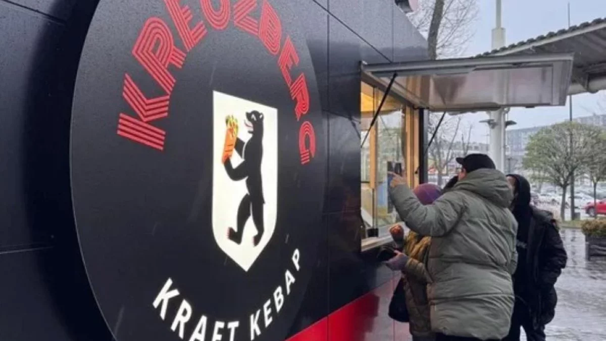 Filip Chajzer poinformował: Wracamy do Łodzi. W ofercie kraftowy kebab