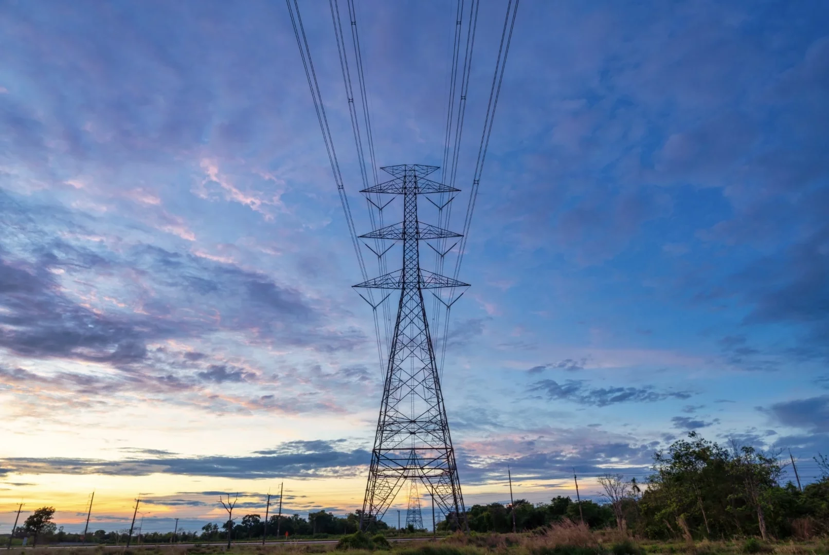 Uwaga na przerwy w dostawie energii w Łódzkiem. Lista ulic i godziny wyłączeń [HARMONOGRAM]