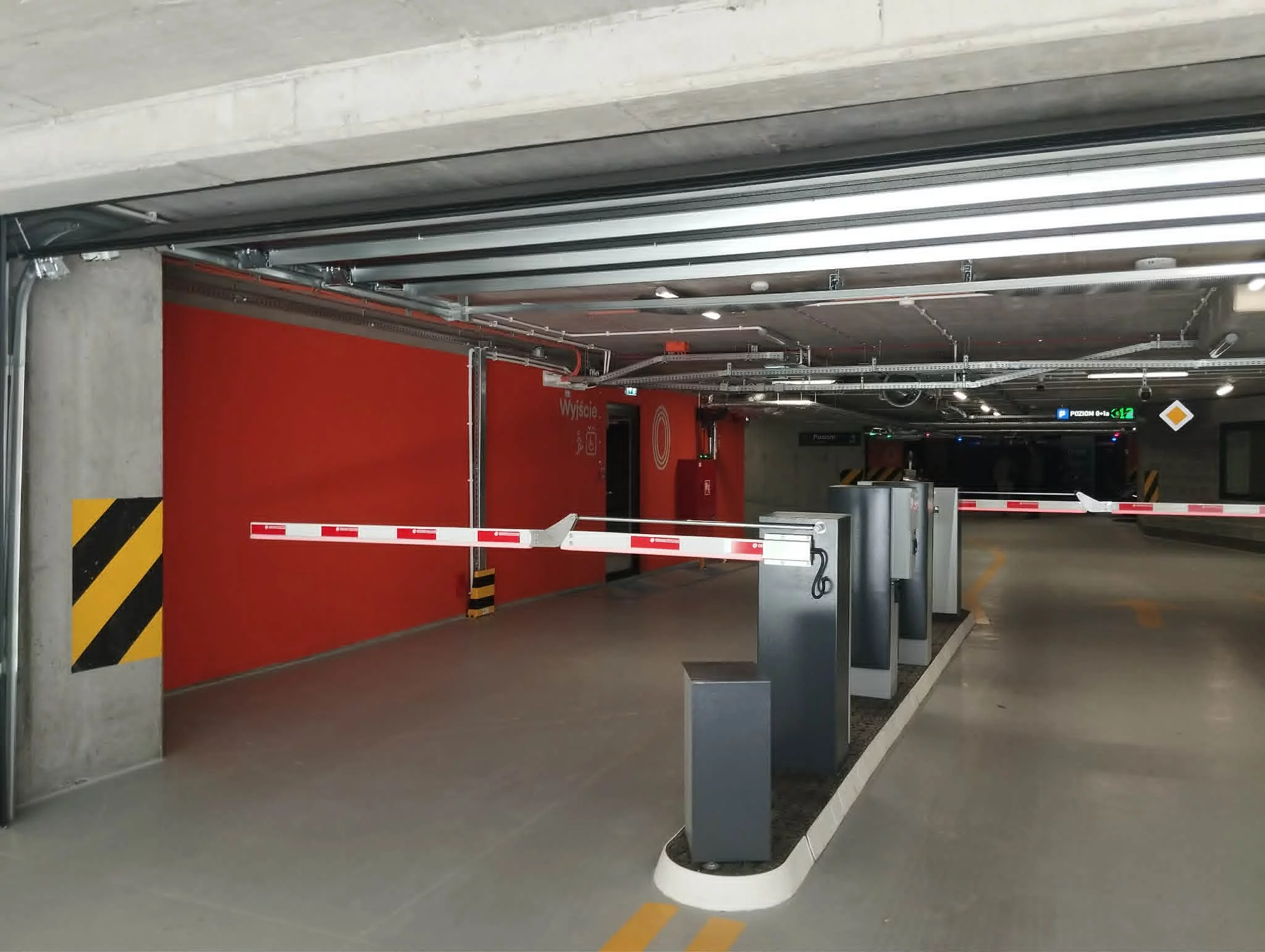 Łódź chce budować kolejne parkingi. Na stole osiem nowych lokalizacji