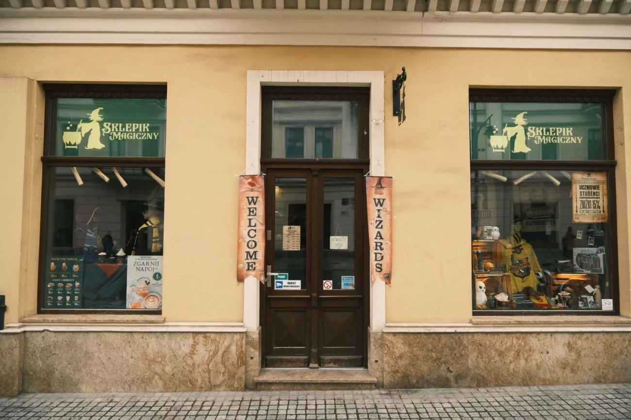 Sklepik Magiczny w centrum Łodzi – sklep i kawiarnia inspirowane światem Harry’ego Pottera