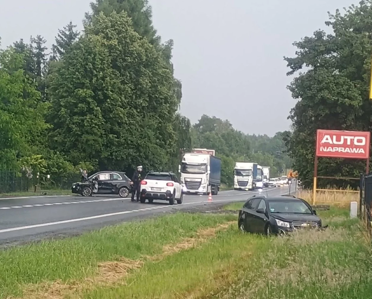Groźny wypadek na Strykowskiej w Łodzi. Ucierpiało dziecko, ulica jest zablokowana