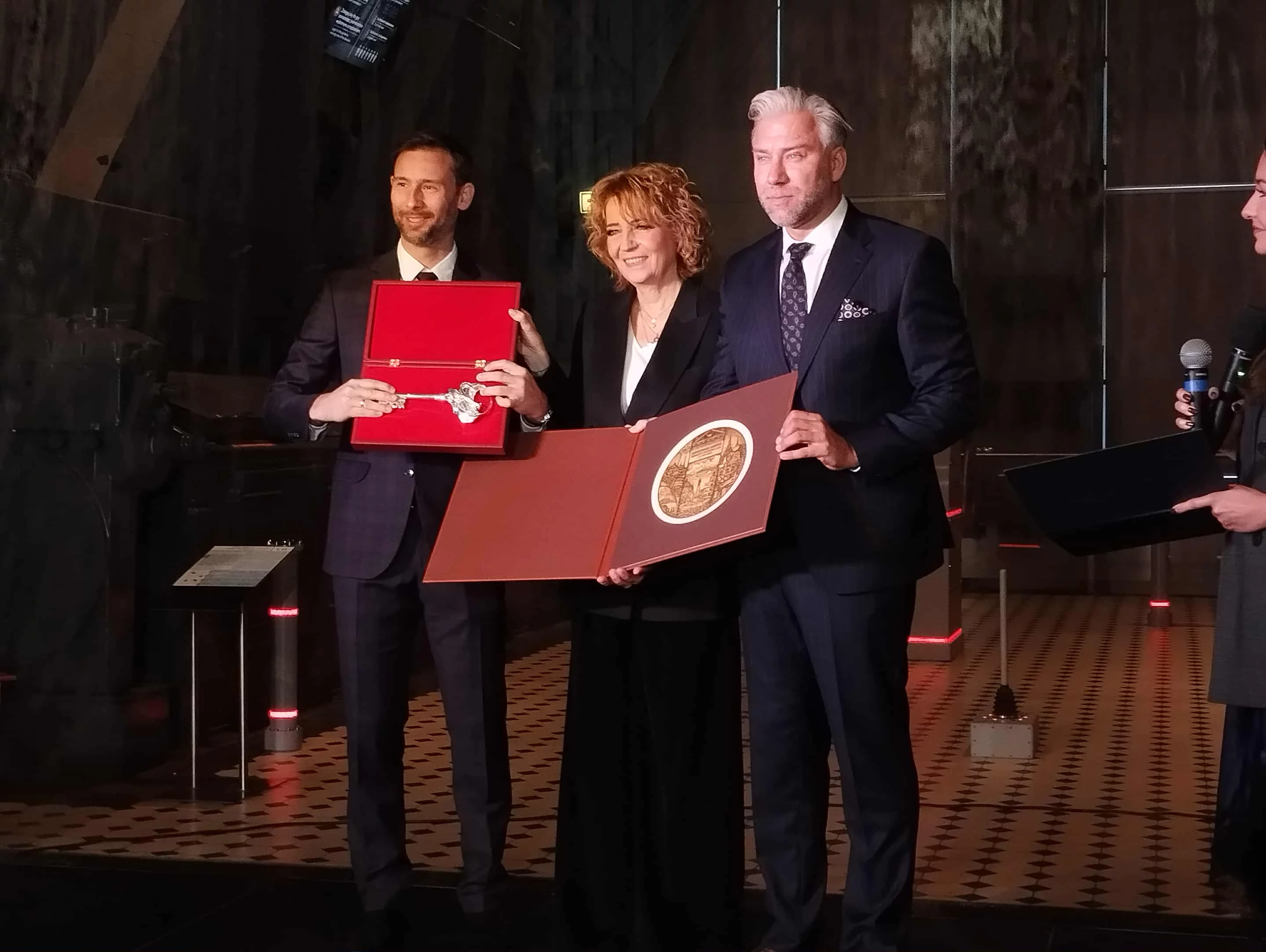 Sławosz Uznański Wiśniewski z Honorowym Obywatelstwem Łodzi. "Marzenia są niesamowicie ważne" [ZDJĘCIA]