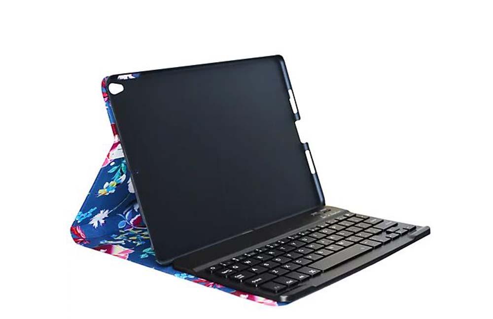 Digital Basics Air Exec Bluetooth Keyboard & Case for 10.2 iPad 8th Gen