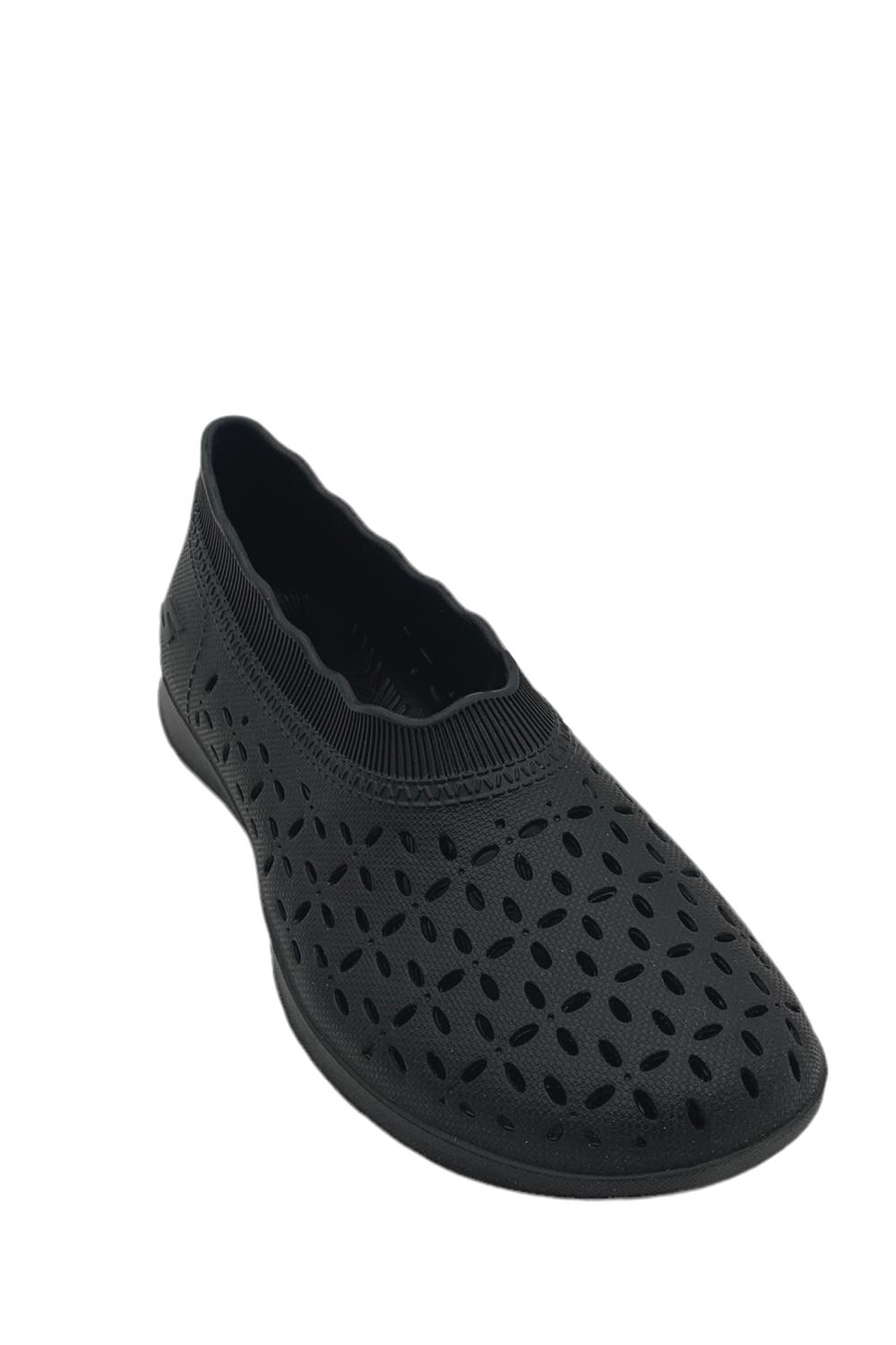Skechers H2GO Perforated Black |