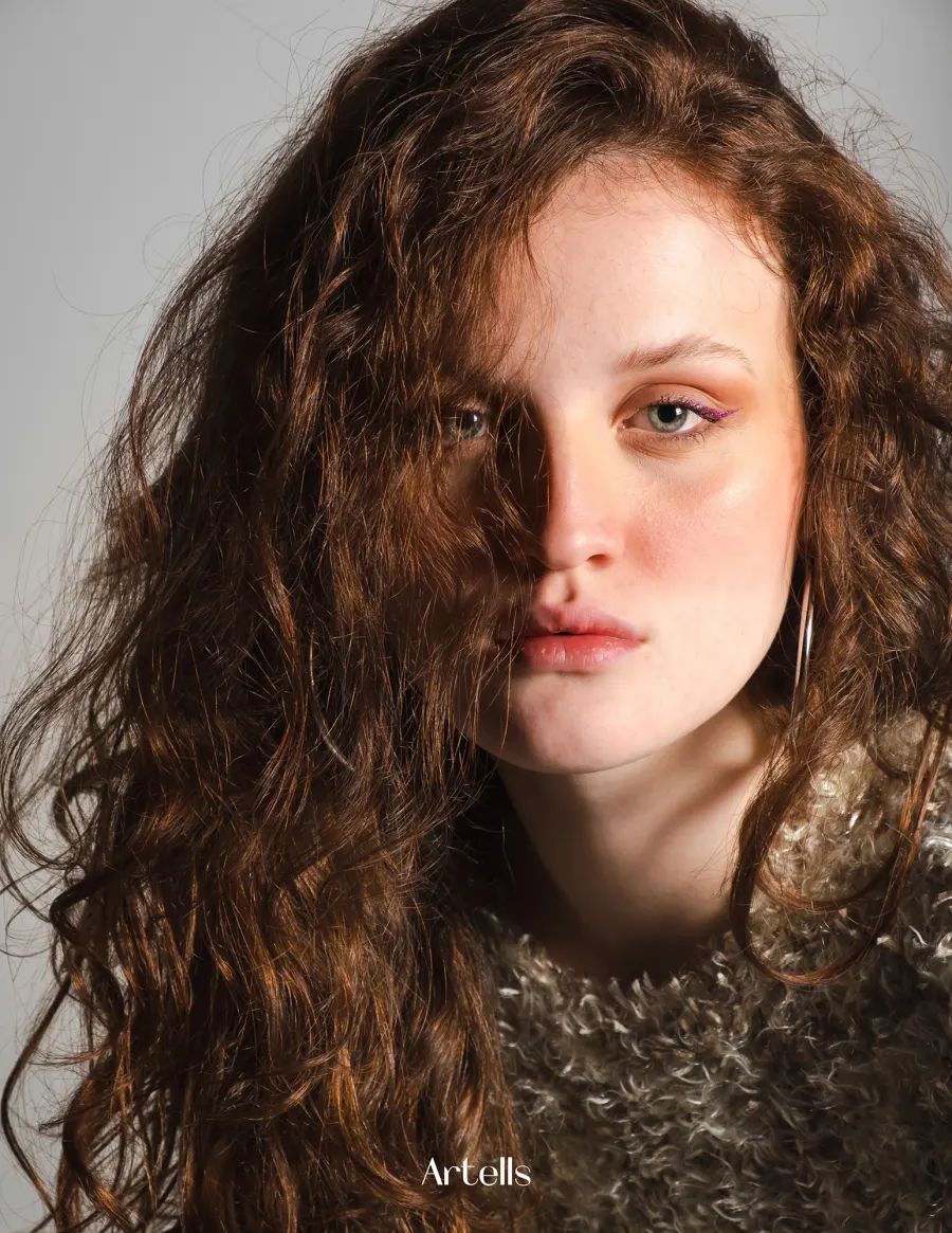 Editorial — Paula Reichert