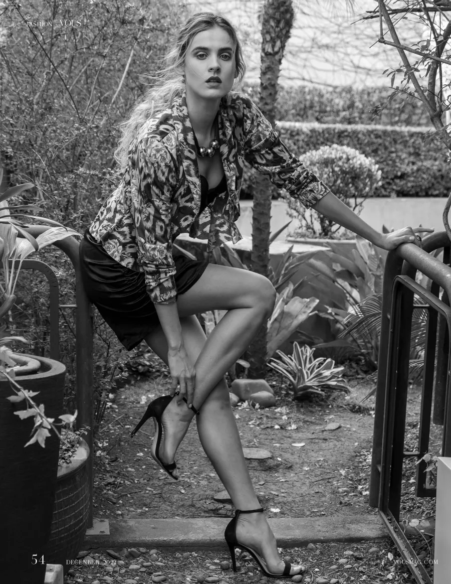 Editorial — Paula Reichert