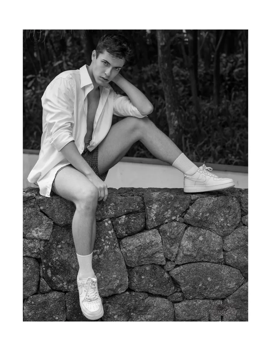 Editorial — Paula Reichert