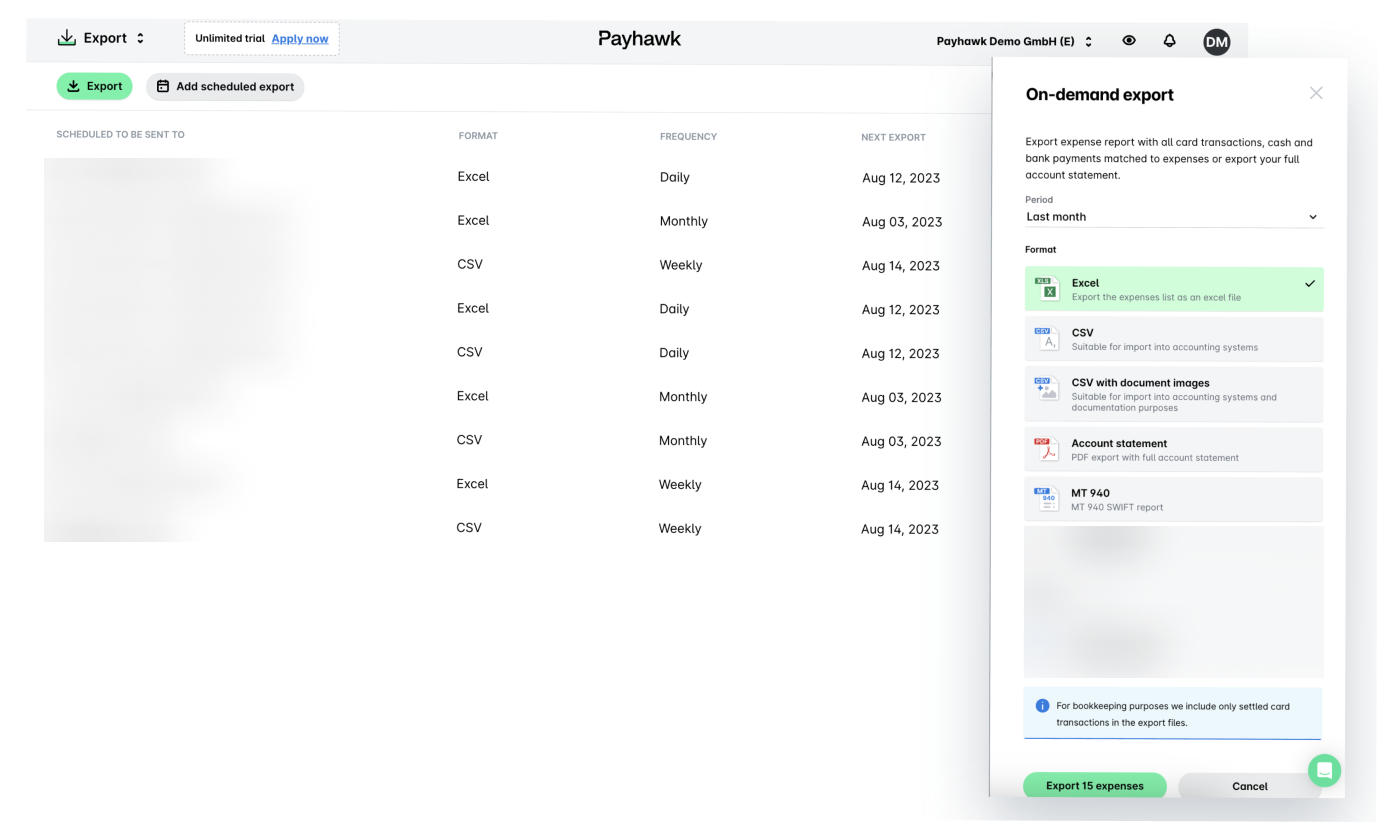 Options d’exportation pour les rapports planifiés dans Payhawk, avec les formats et fréquences répertoriés.