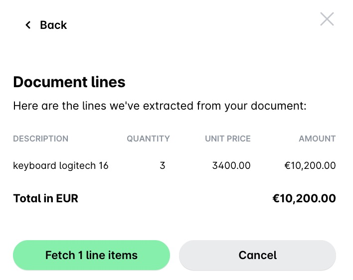Lignes de document extraites montrant les détails des claviers, les quantités et le montant total en EUR.