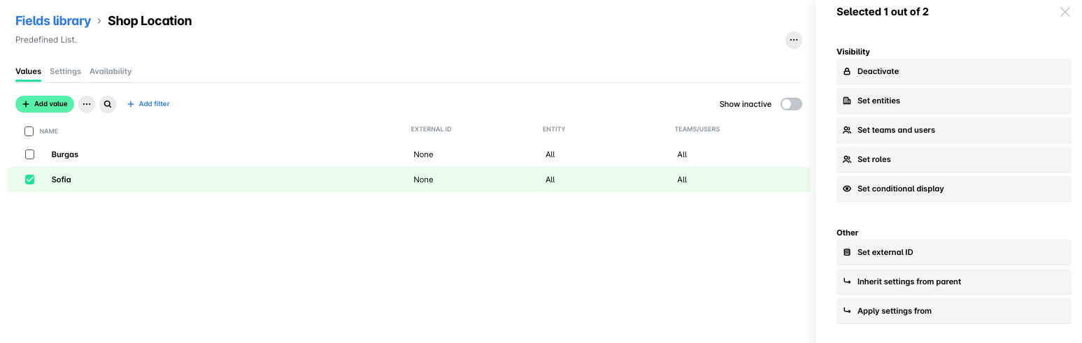 Shop location settings with options for visibility, entities, and roles displayed.