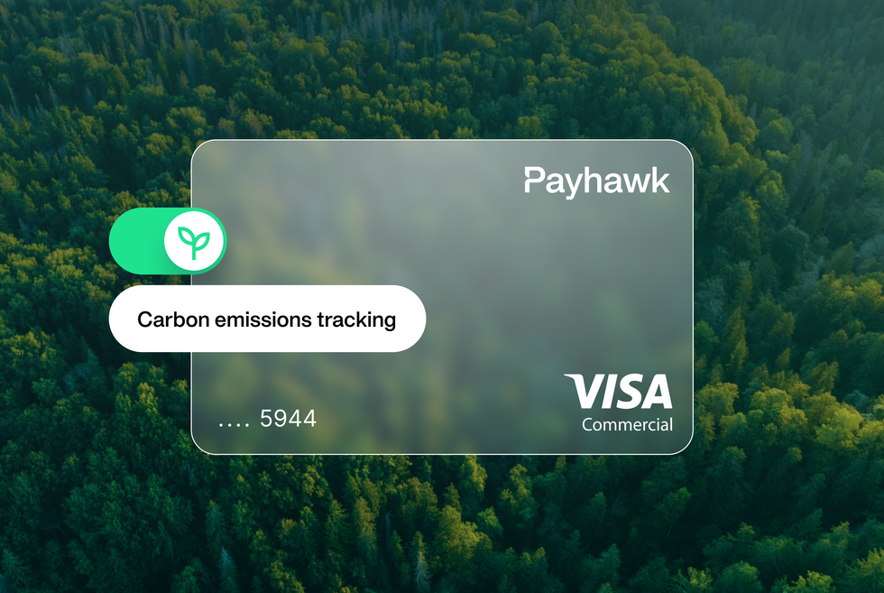 Illustration de Payhawk Green : notre fonctionnalité qui permet de calculer les émissions de CO2 de vos dépenses par carte