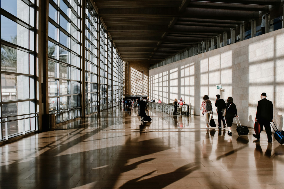 illustration d'un déplacement professionnel via un aéroport