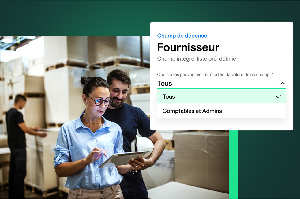 Comptable qui gère ses factures fournisseurs avec Payhawk