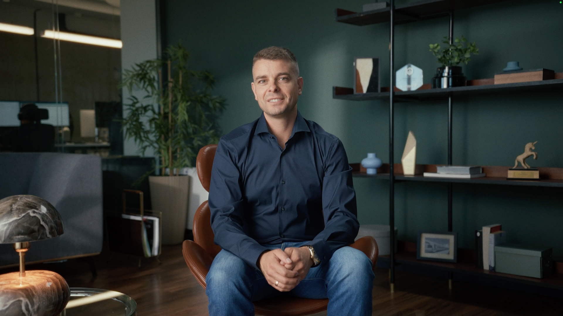 Thumbnail for the Fall '25 Edition video - Hristo Borisov, CEO of Payhawk and the title AI Office of the CFO