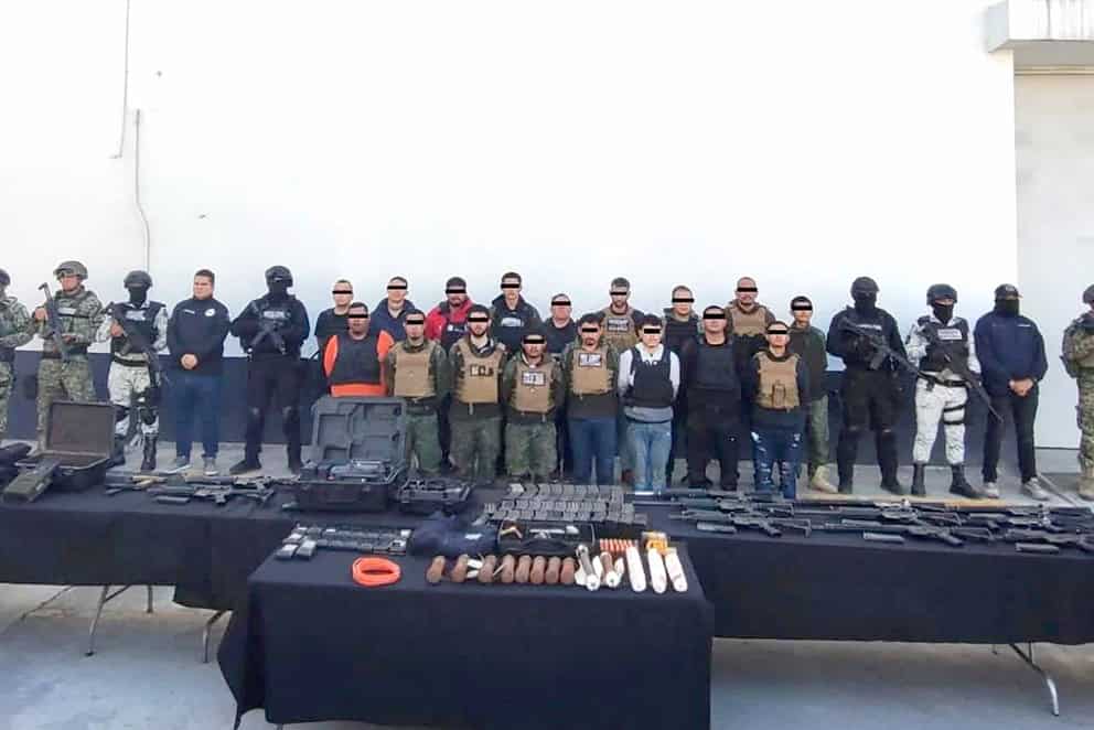 Caen 17 hombres con arsenal bélico en Montemorelos