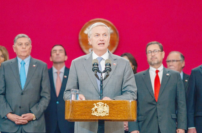 Encuesta CEP: aprobación de Presidente Kast alcanza 34% y desaprobación llega a 52%
