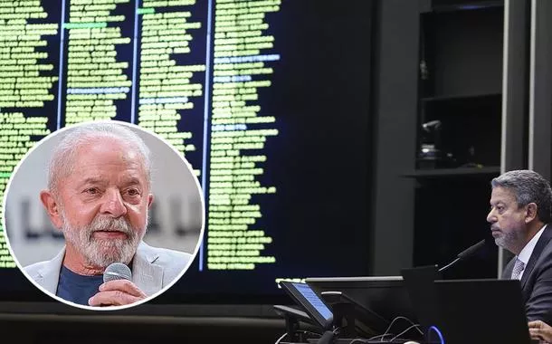 Luiz Inácio Lula da Silva e o presidente da Câmara dos Deputados, Arthur Lira (no microfone)