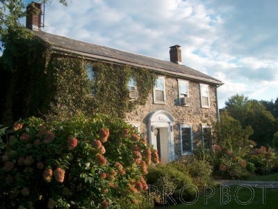 Vintage Stone B&B For Sal