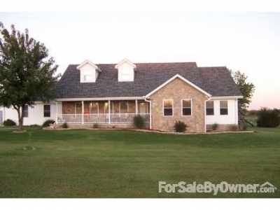 ELEGANT COUNTRY HOME FOR