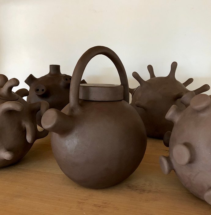 Karin Amdal virus teapots