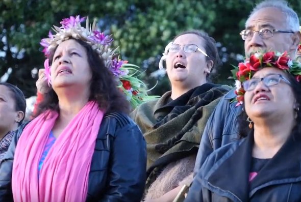 Rere family string band performing for Cook Island week 2019