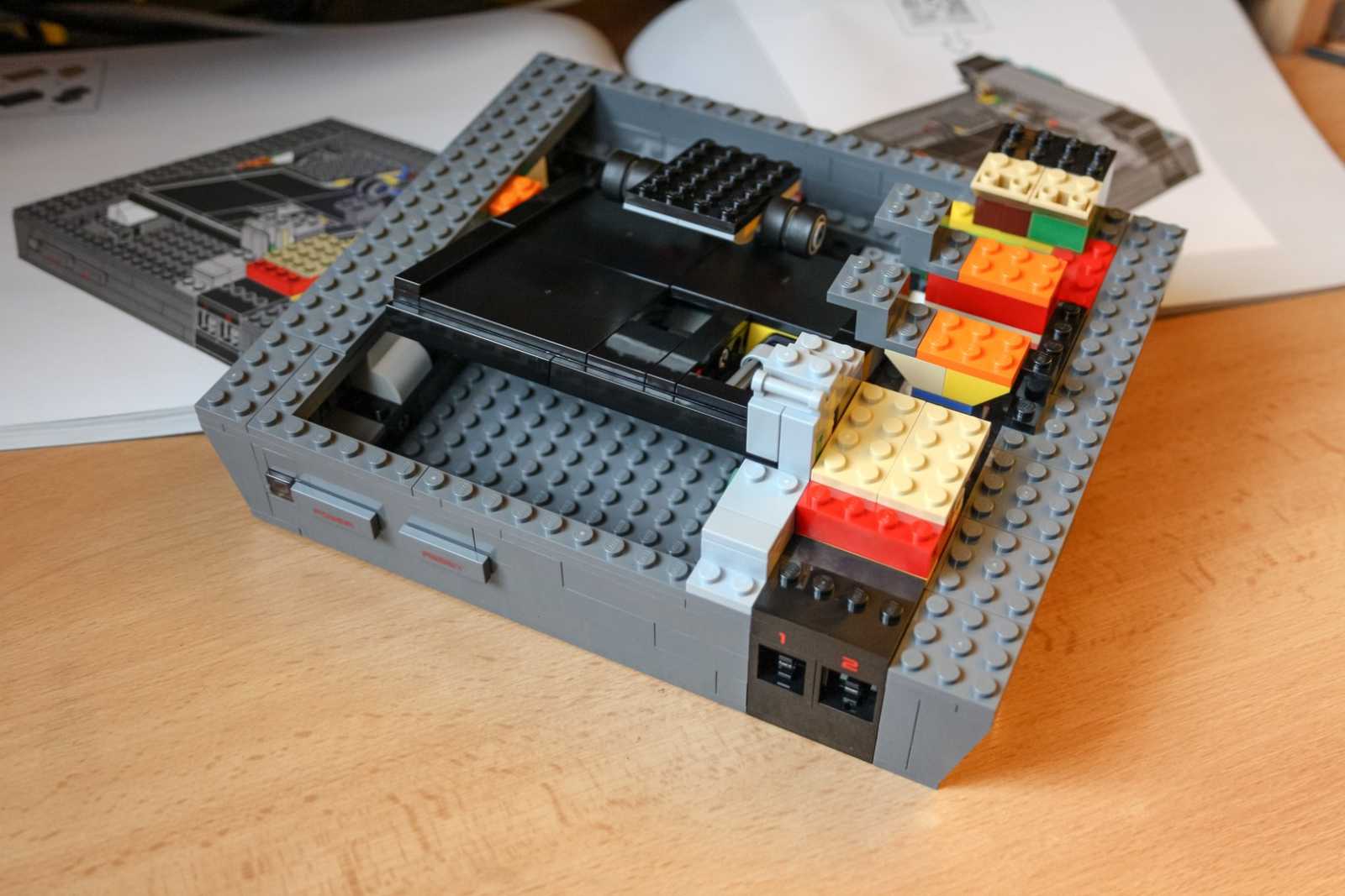 NES, jeho jméno je Lego NES!