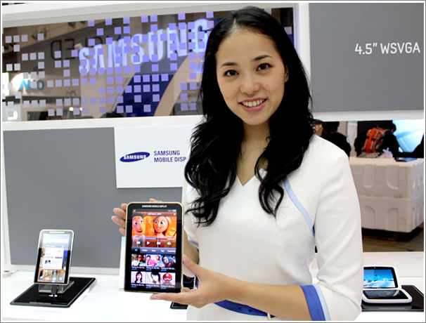 Samsung chystá novou verzi Galaxy Tab s AMOLED displejem