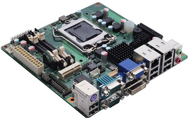 Axiomtek MANO861 – Mini-ITX základní deska s paticí LGA1155 pro průmyslové nasazení