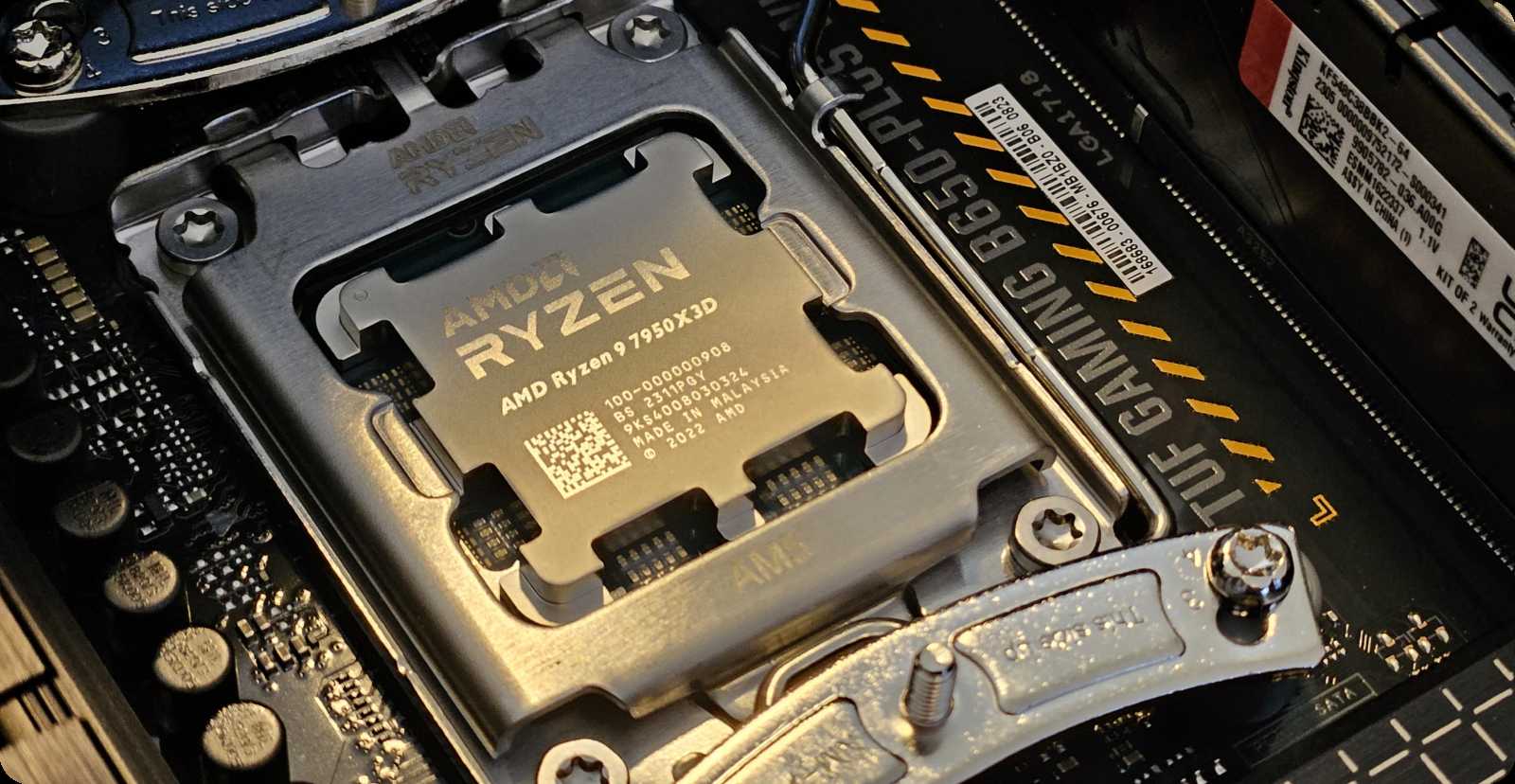 Živá voda pro socket AM4? AMD prý chystá další procesory s 3D V-Cache