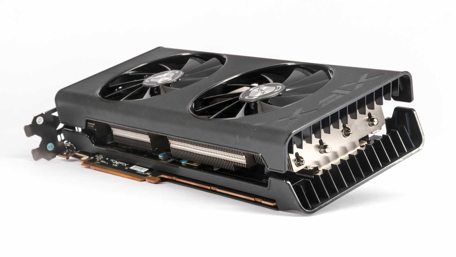 XFX RX 5700 DD Ultra 8G: solidní chladič za super cenu