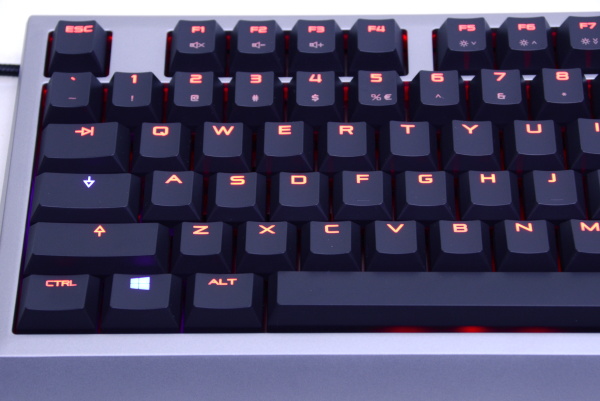 Cherry MX 6.0: ultimátní herní klávesnice