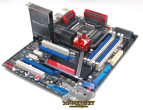 Asus Rampage Extreme - nový high-end na spoustě obrázků