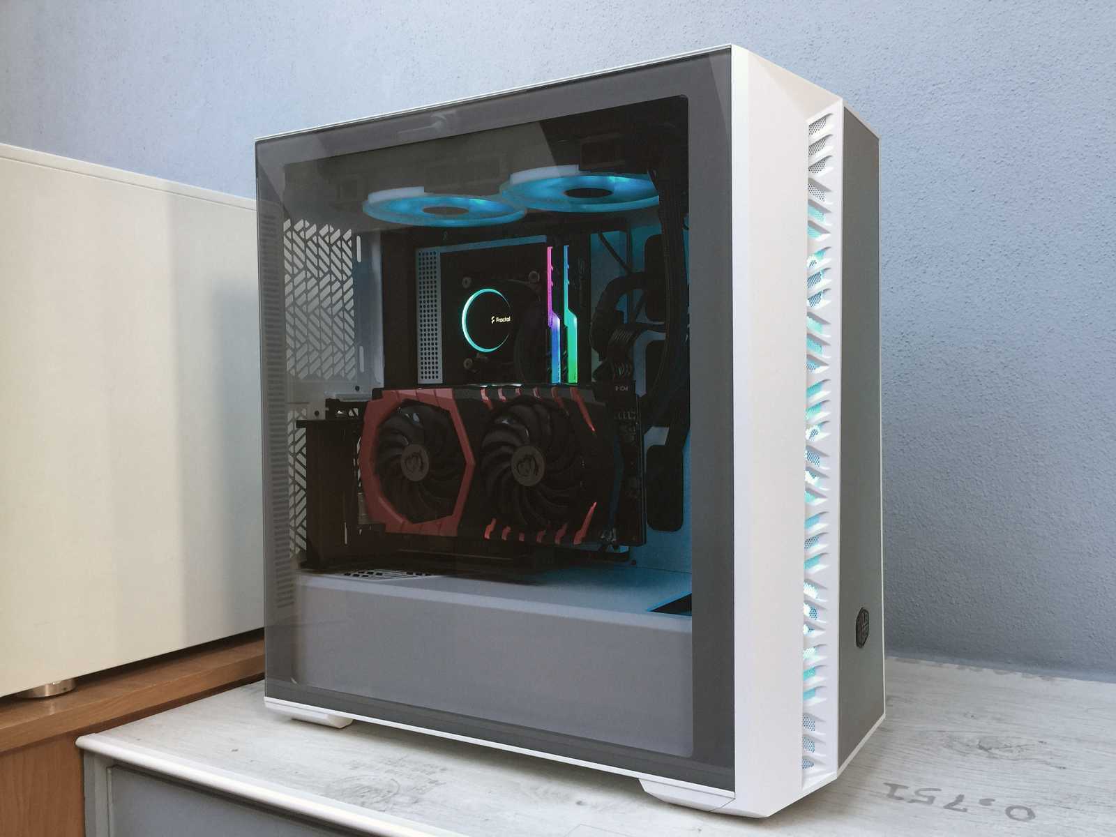 Test skříně Cooler Master MasterBox 520 MESH s přídavným vertikálním držákem grafiky