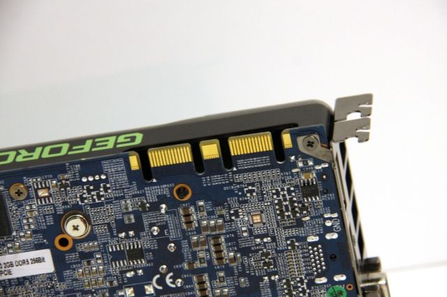 Karty GeForce GTX 670 nepodporují 4-way SLI