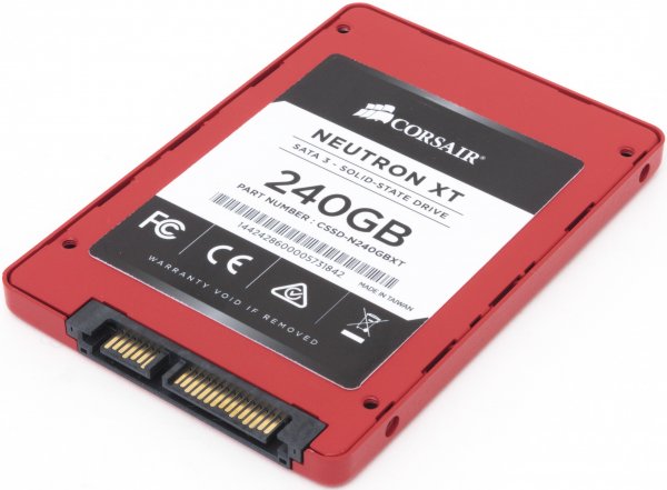 Corsair chystá uvést do prodeje novou řadu výkonných SSD nazvanou Neutron XT