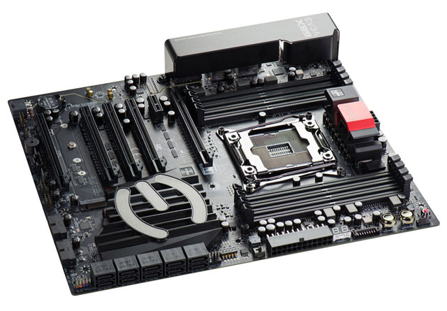 EVGA odhalila luxusní základní desku X99 FTW K pro procesory Broadwell-E