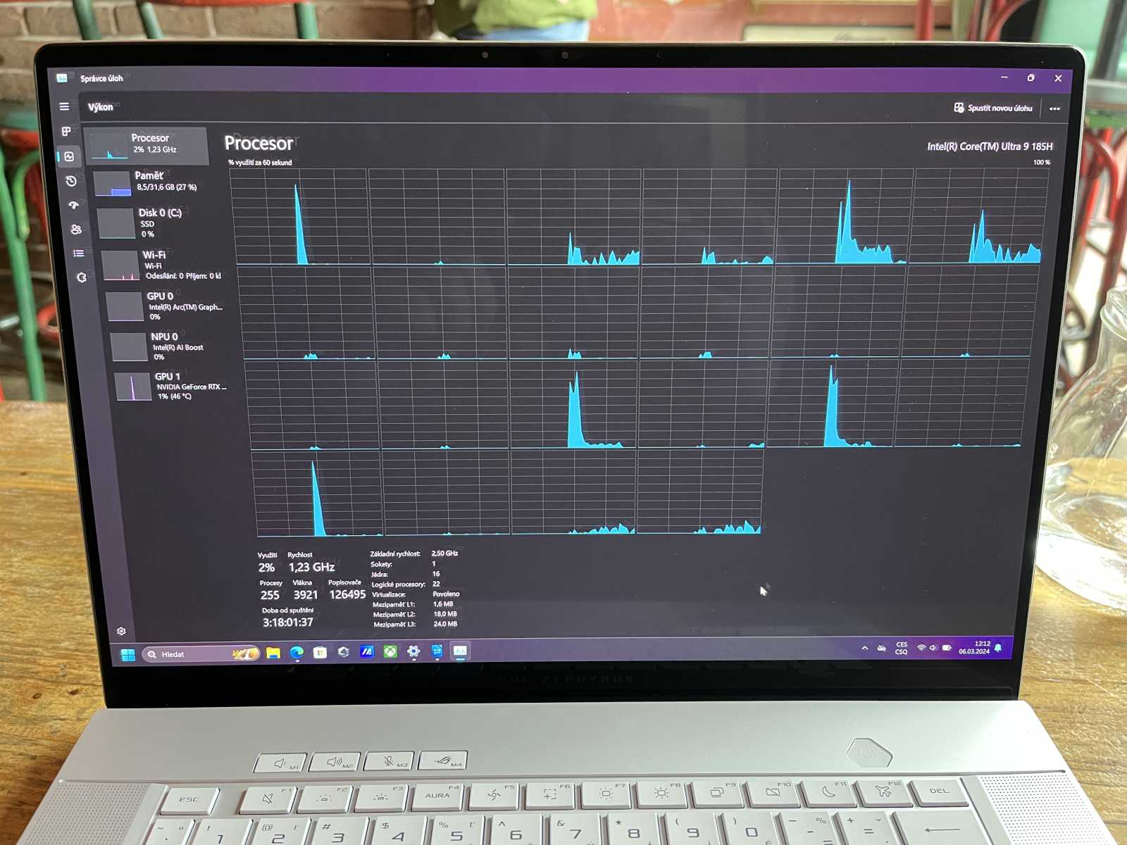 Jaký je Asus ROG Zephyrus G16 pro rok 2024