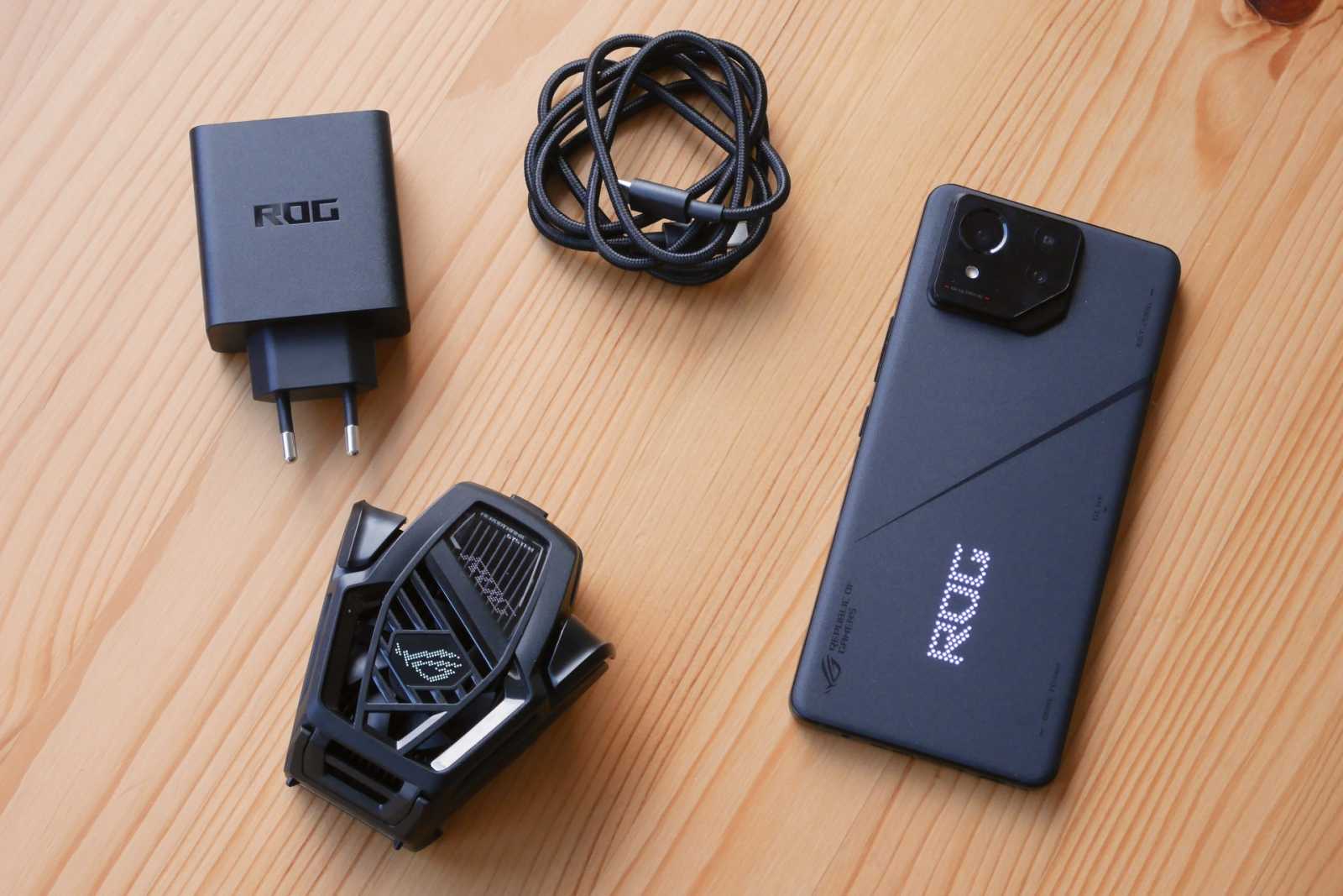 Recenze Asus ROG Phone 8 Pro: posedmé a stále poprvé