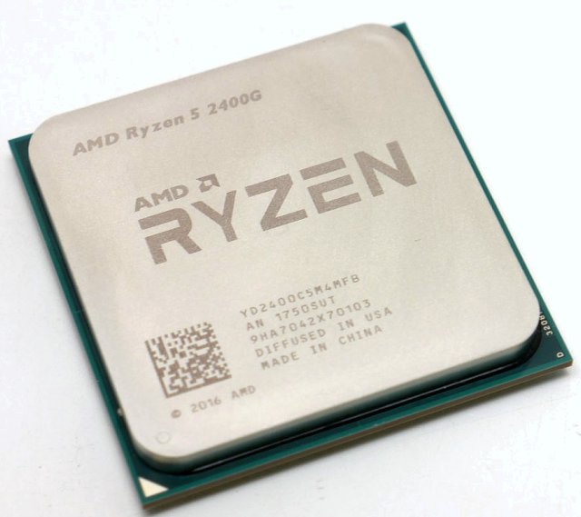 AMD Ryzen 5 2400G – Zenové APU s grafikou Vega 11