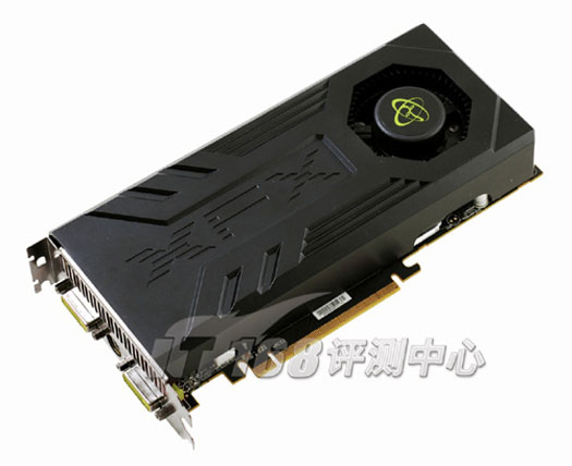 XFX GeForce GTS 250 vyfocena