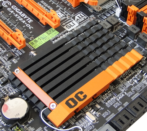 Gigabyte GA-X58A-OC – oranžový ďábel jen pro taktování