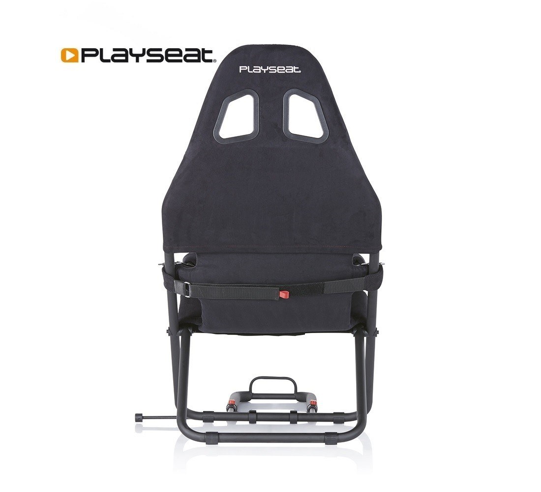 Playseat Challenge a Evolution: Zabořte se do závodění!