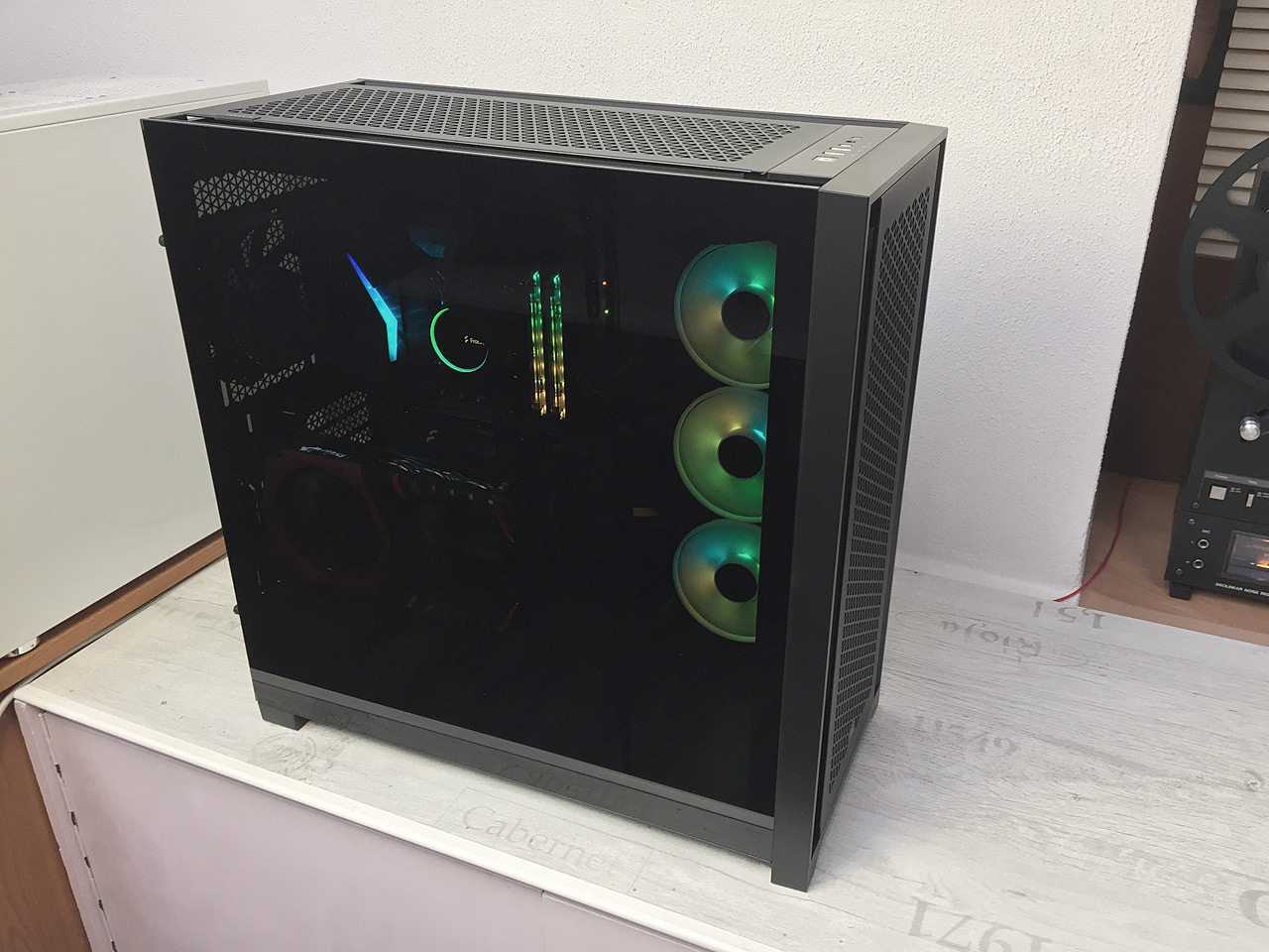 Test skříně Corsair 5000D AIRFLOW – někdo to rád chladné